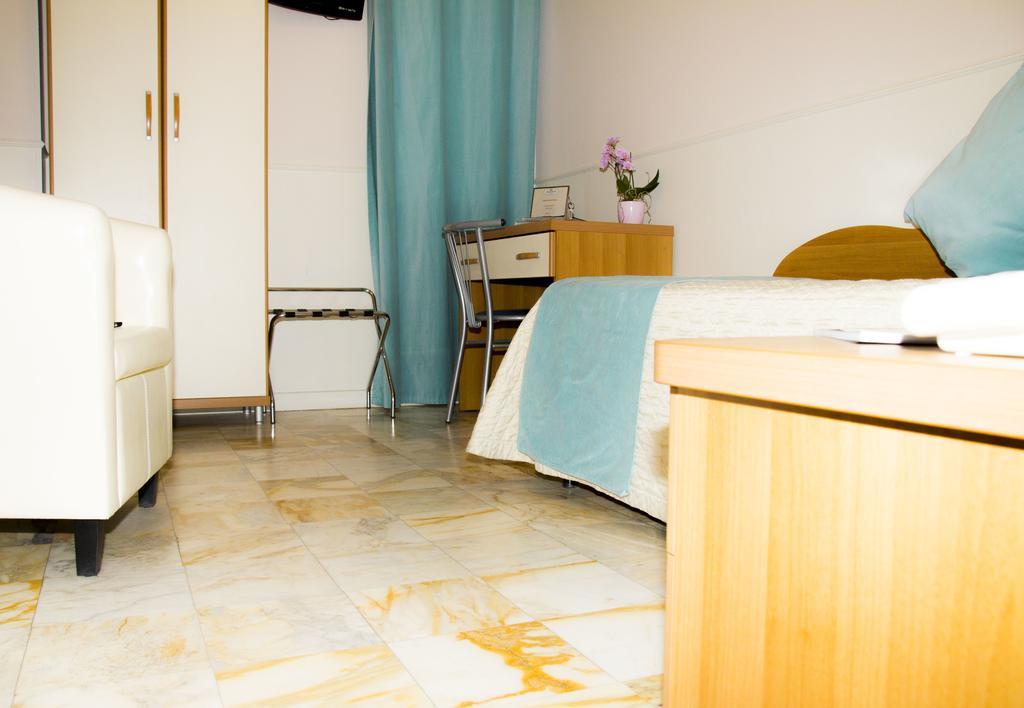 Hotel Ristorante Sbranetta Rozzano Buitenkant foto