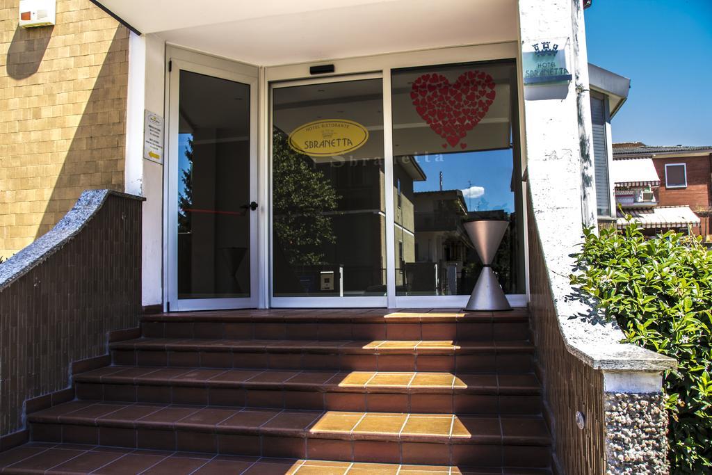 Hotel Ristorante Sbranetta Rozzano Buitenkant foto