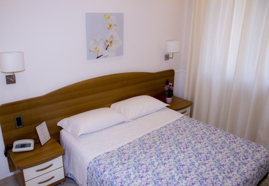 Hotel Ristorante Sbranetta Rozzano Buitenkant foto